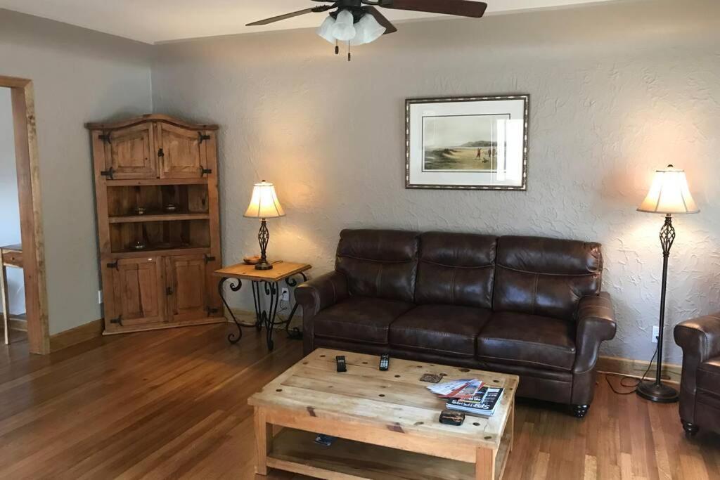 Charming Remodeled Golf Course Area Home 콜로라도스프링스 외부 사진