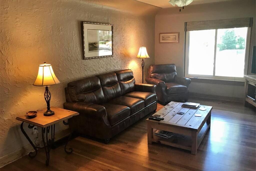 Charming Remodeled Golf Course Area Home 콜로라도스프링스 외부 사진